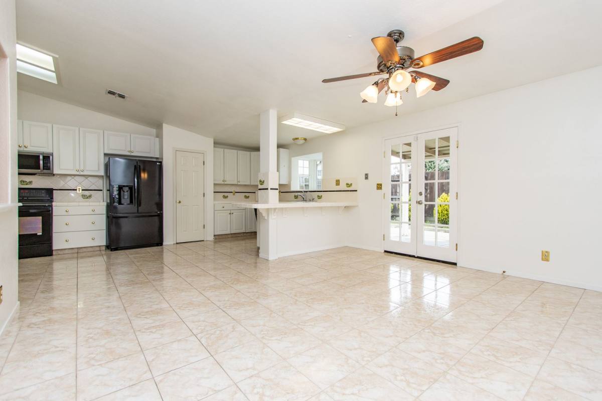 House for rent at 19526 Dover Dr, Hilmar, CA 95324