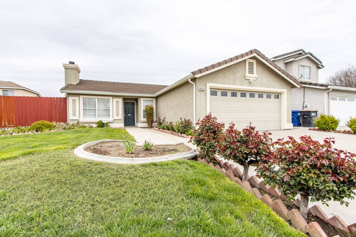 House for rent at 19526 Dover Dr, Hilmar, CA 95324