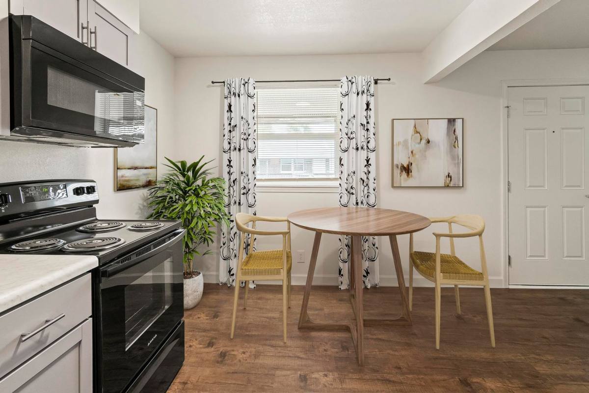 Apartment for rent at 1003 S Morrison Ave, Collinsville, IL 62234