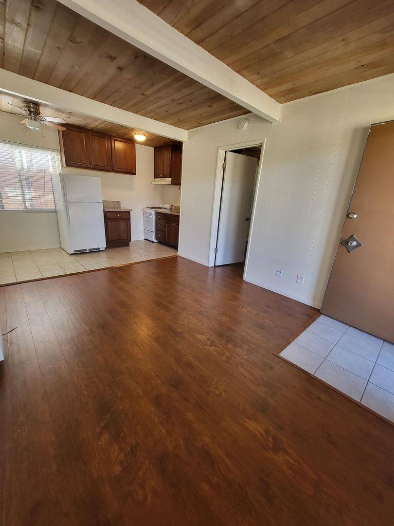 Apartment for rent at 4080 Lamont St, San Diego, CA 92109