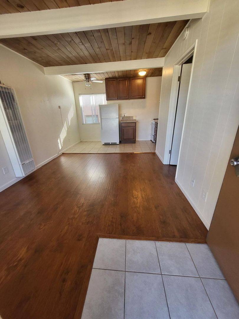 Apartment for rent at 4080 Lamont St, San Diego, CA 92109