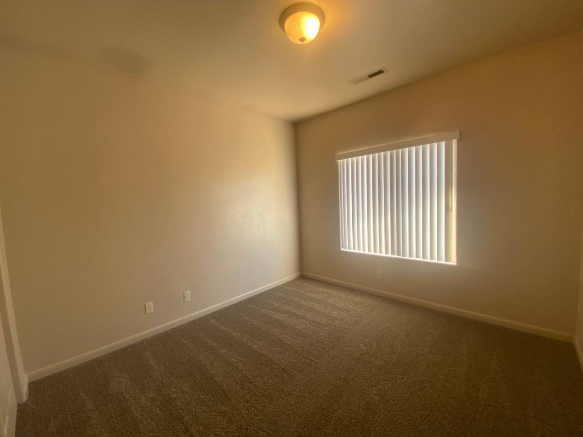 House for rent at 154 S 1250 W, Saint George, UT 84770