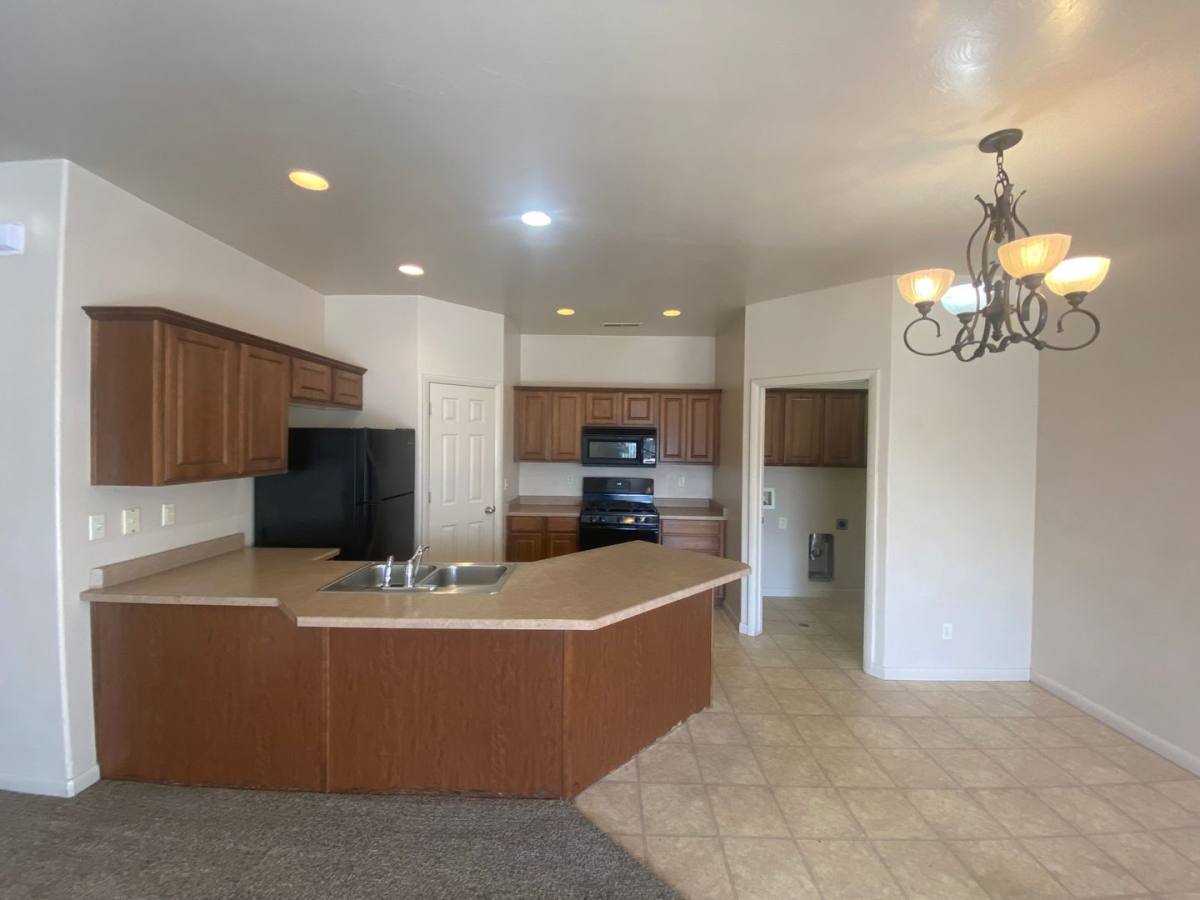 House for rent at 154 S 1250 W, Saint George, UT 84770