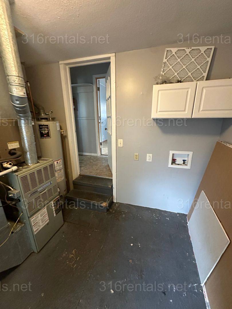 House for rent at 2006 W Irving, Wichita, KS 67213