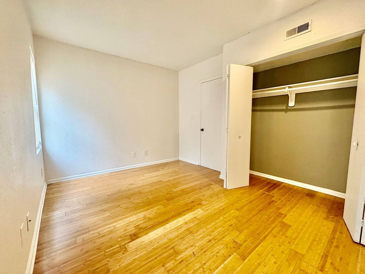 Apartment for rent at 3421 Wyandotte St, Kansas City, MO 64111