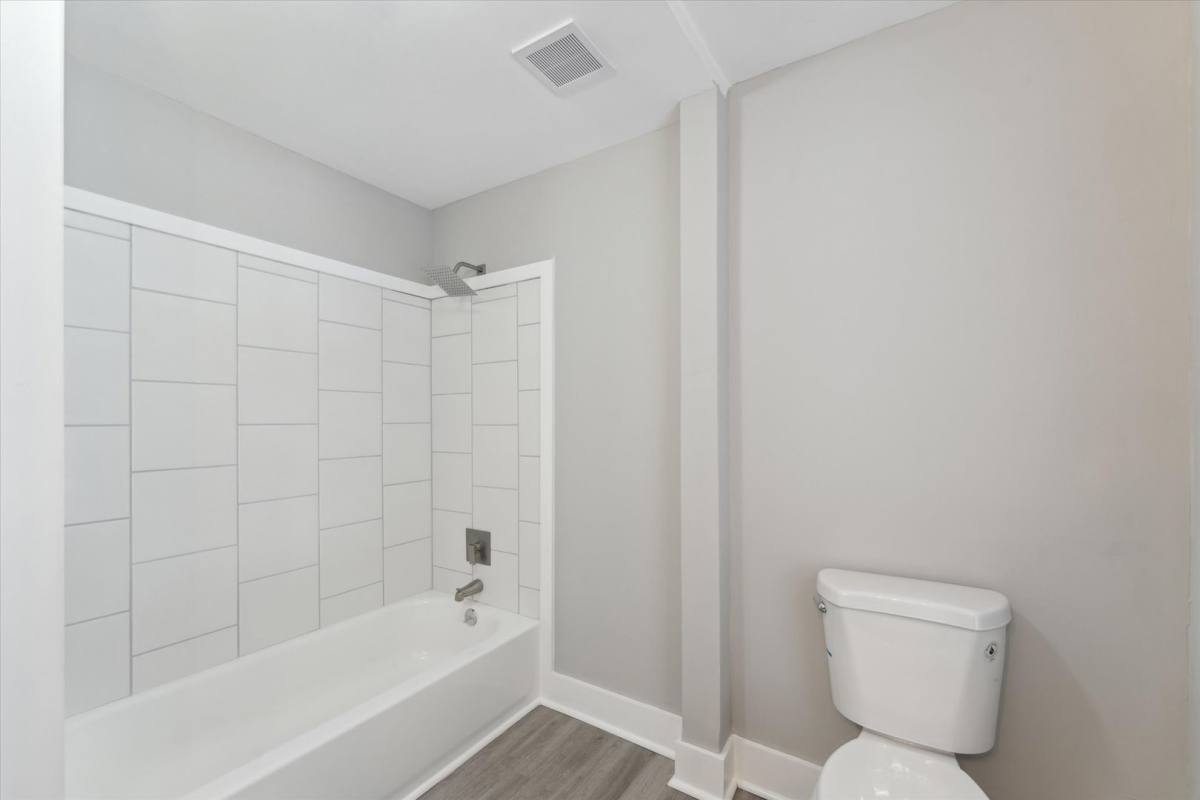 House for rent at 1020 W 37th St, Savannah, GA 31415