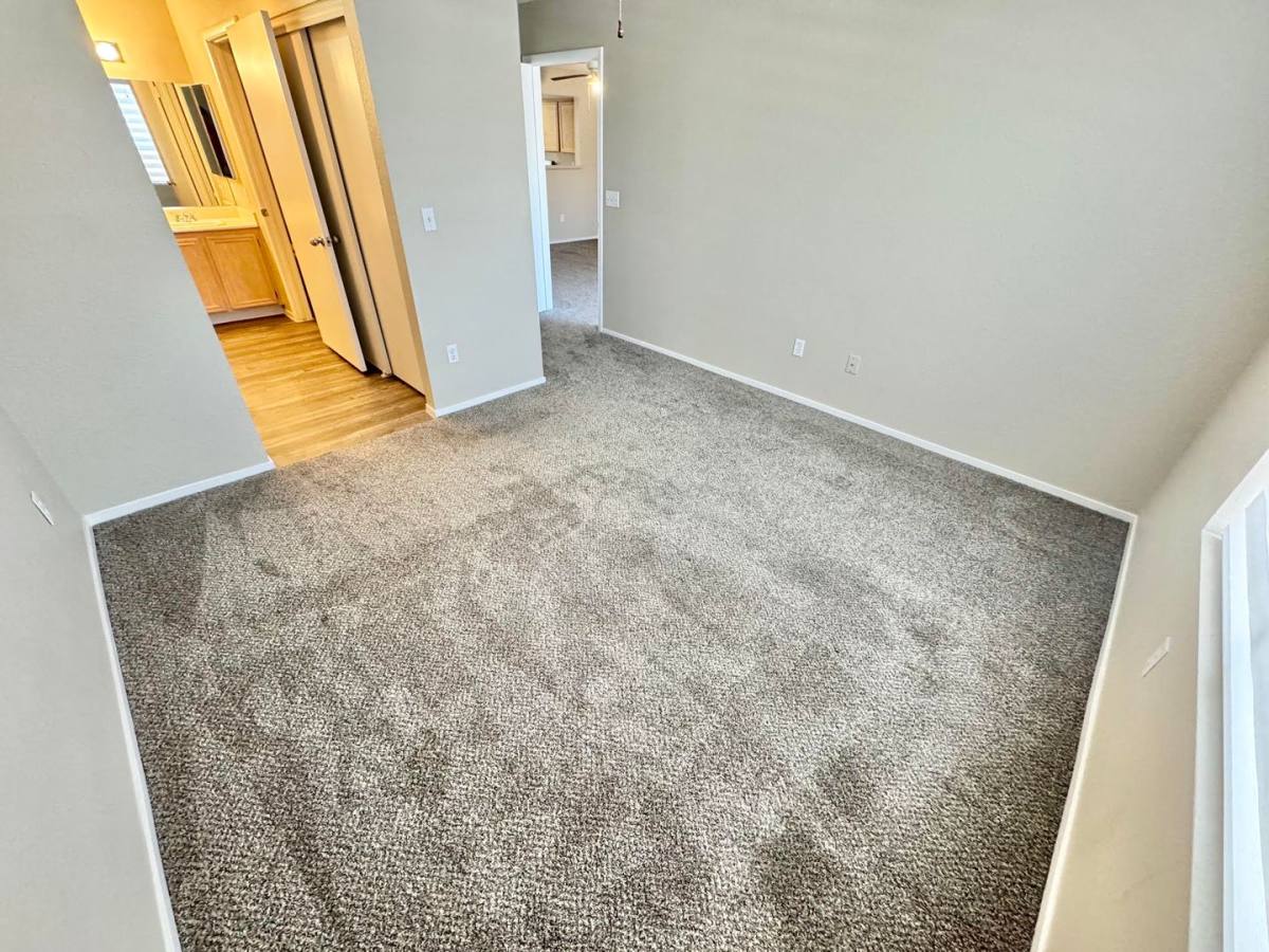 Condo for rent at 8070 W Russell Rd, Las Vegas, NV 89113
