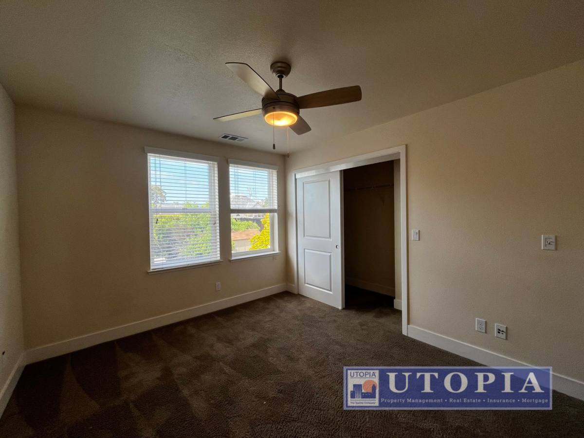 Townhouse for rent at 113 Jacobs Lane, Santa Cruz, CA 95062