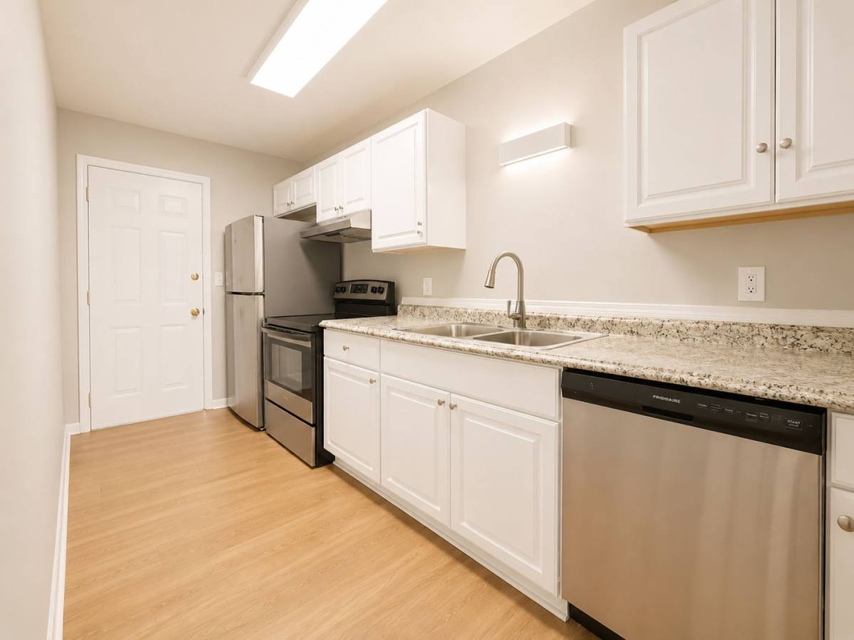 Apartment for rent at 412 Fairfax Dr, Fairfield, AL 35064
