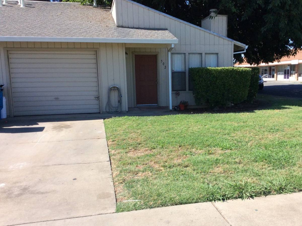 Apartment for rent at 502-530 Rideout Way, Marysville, CA 95901