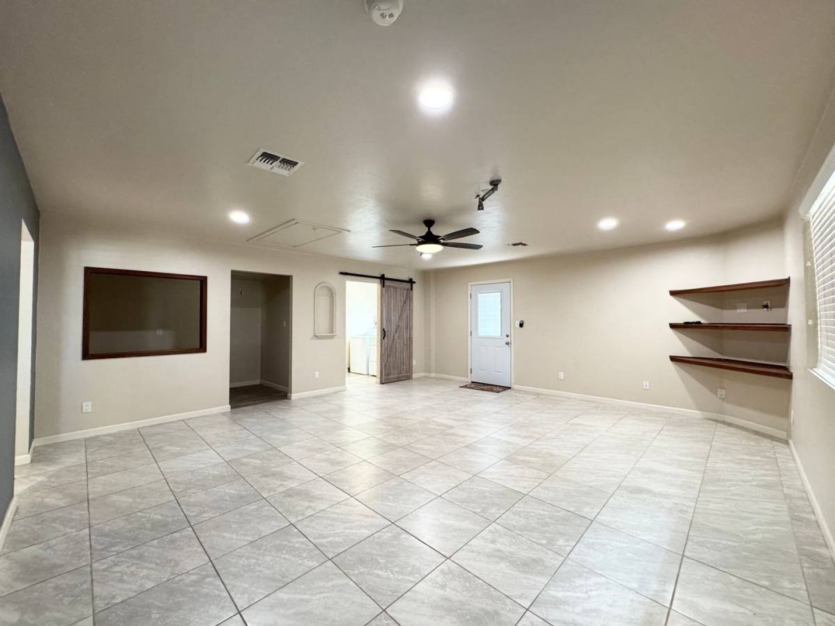House for rent at 1327 S Yucca Dr, Sierra Vista, AZ 85635