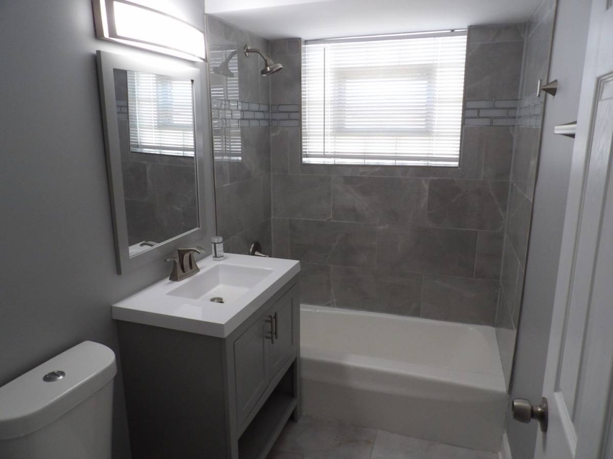 Apartment for rent at 7806-7812 S Troy St, Chicago, IL 60652