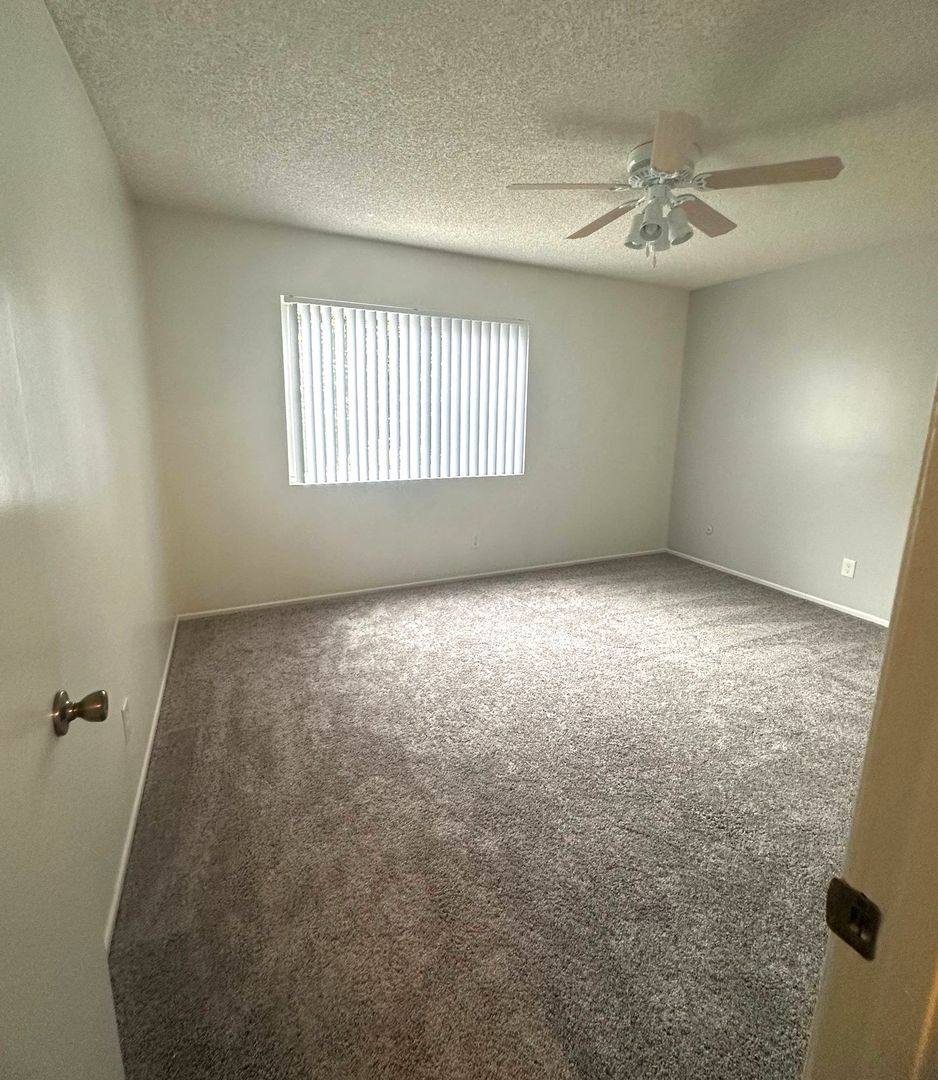 Apartment for rent at 140 Yorba St, Tustin, CA 92780