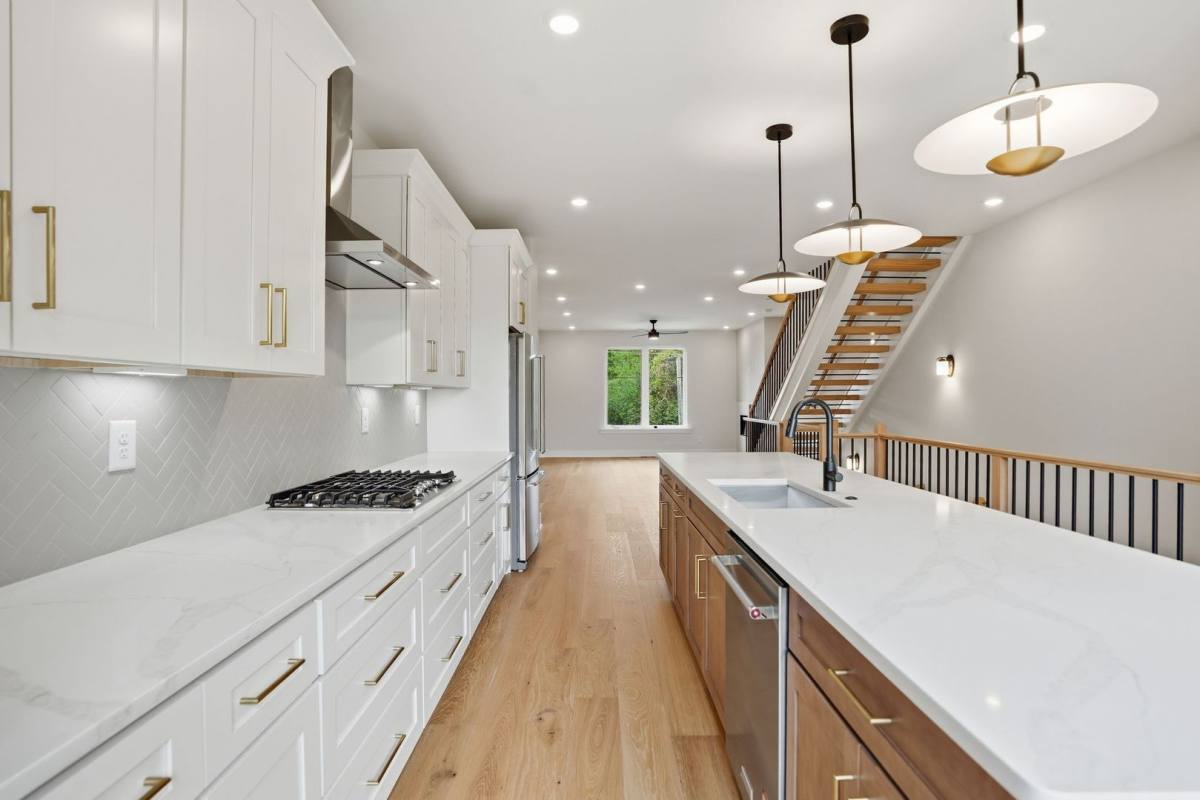 Townhouse for rent at 144 Mattoon St, Charlotte, NC 28216