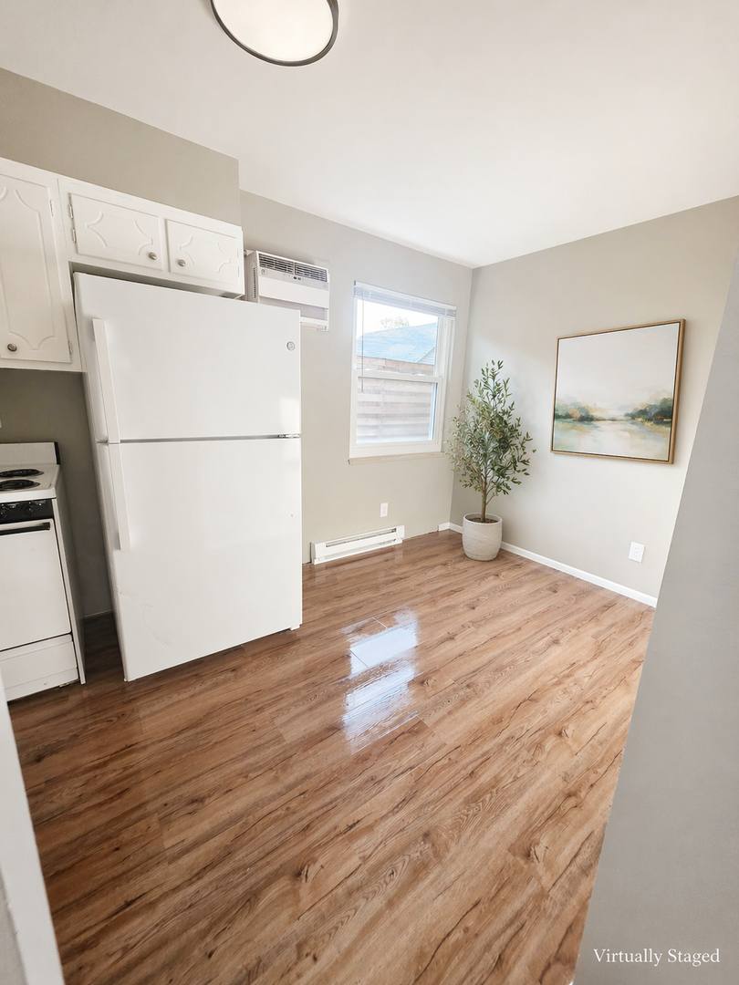 Apartment for rent at 408 W Main St, Wabash, IN 46992