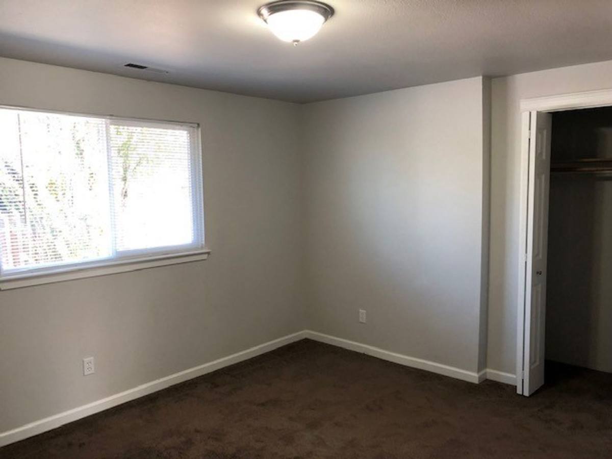 Apartment for rent at 2515, 2517, 2601-2617 Prairie Place SE, Albany, OR 97322