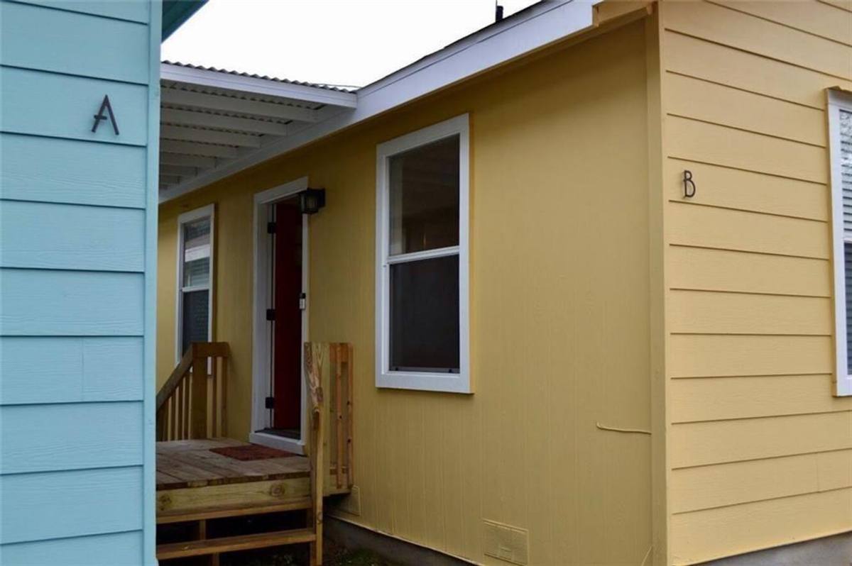 Townhouse for rent at 3111 E 13th St #A, Austin, TX 78702