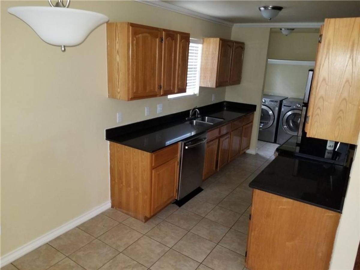 Townhouse for rent at 3111 E 13th St #A, Austin, TX 78702