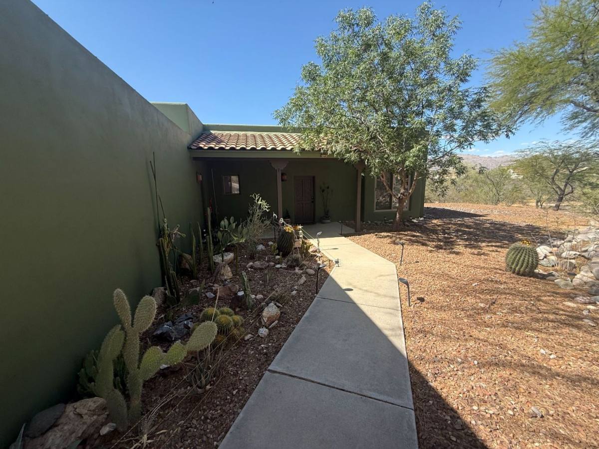 House for rent at 9731 E Kleindale Rd, Tucson, AZ 85749