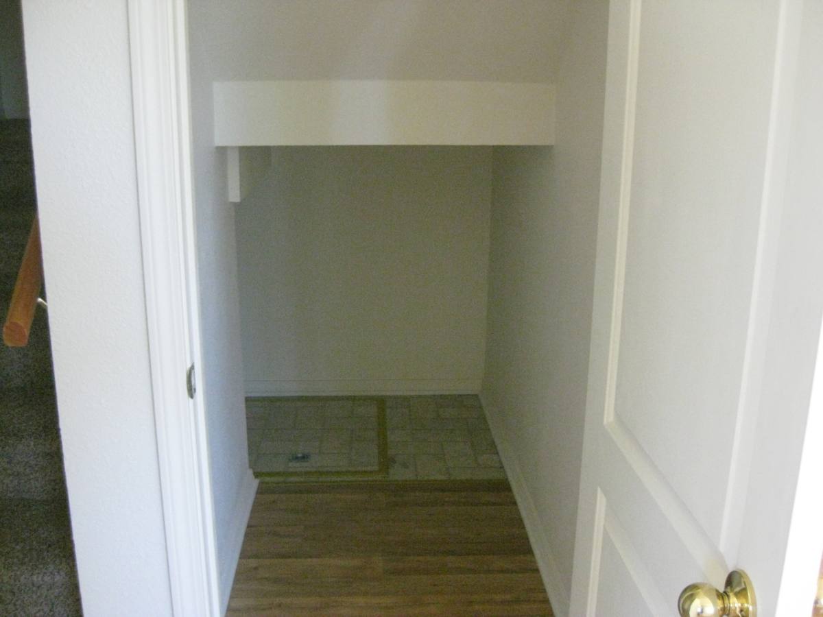 Townhouse for rent at 804 Defoe St, Missoula, MT 59802