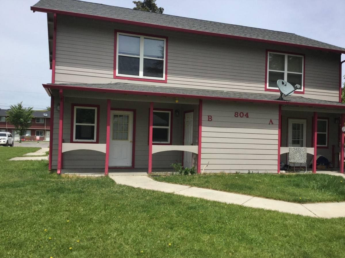 Townhouse for rent at 804 Defoe St, Missoula, MT 59802