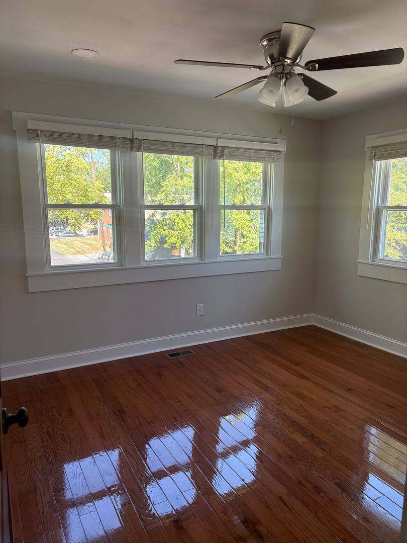 Townhouse for rent at 184 E Tompkins St, Columbus, OH 43202