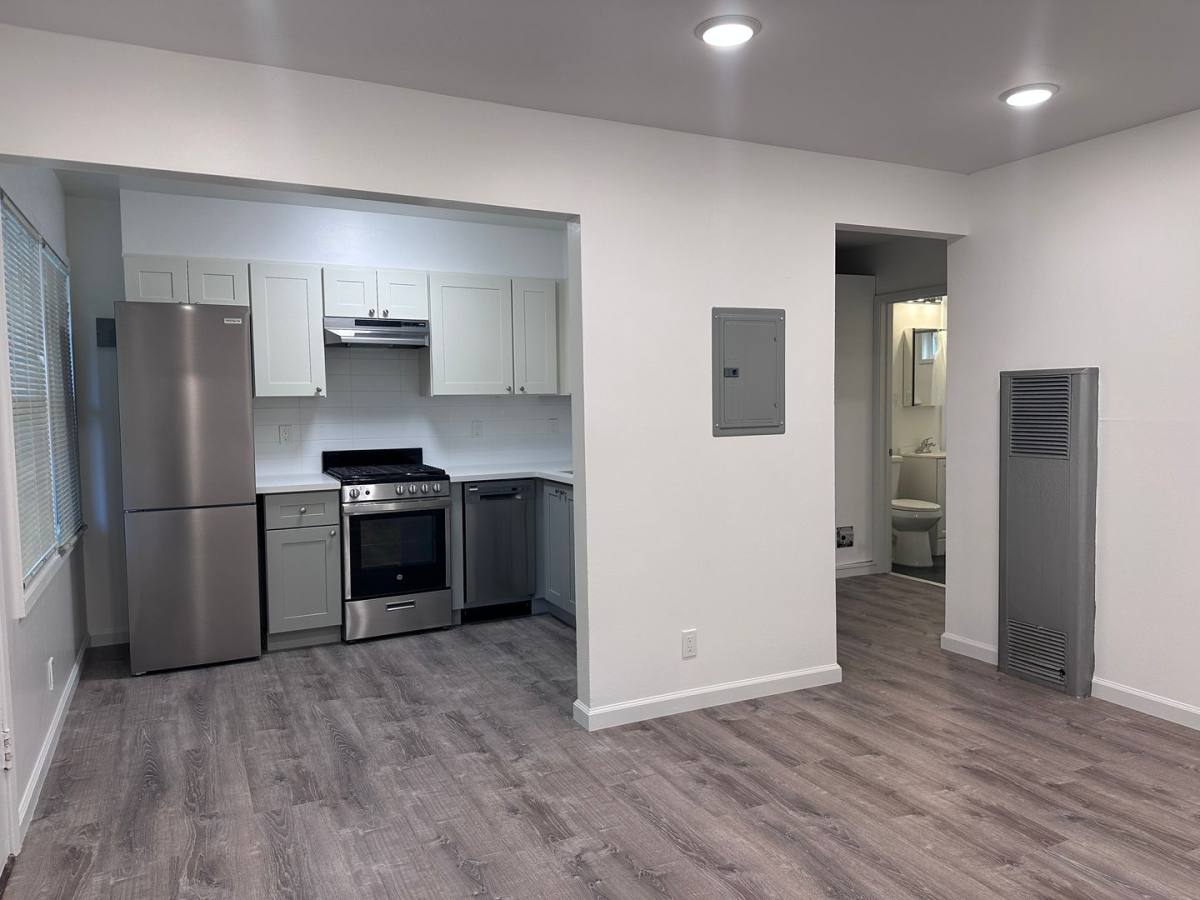 Apartment for rent at 3210-3240 Vicente, San Francisco, CA 94116