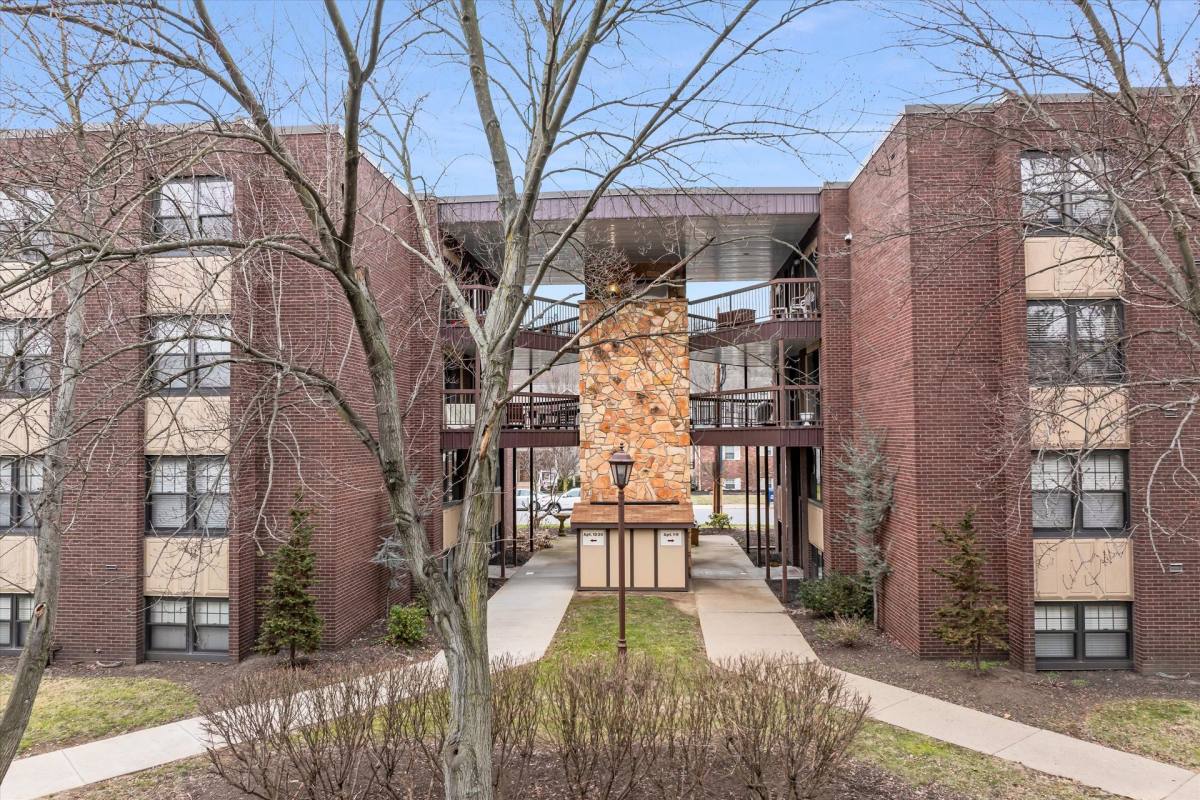 Apartment for rent at 441 4th St, Beaver, PA 15009