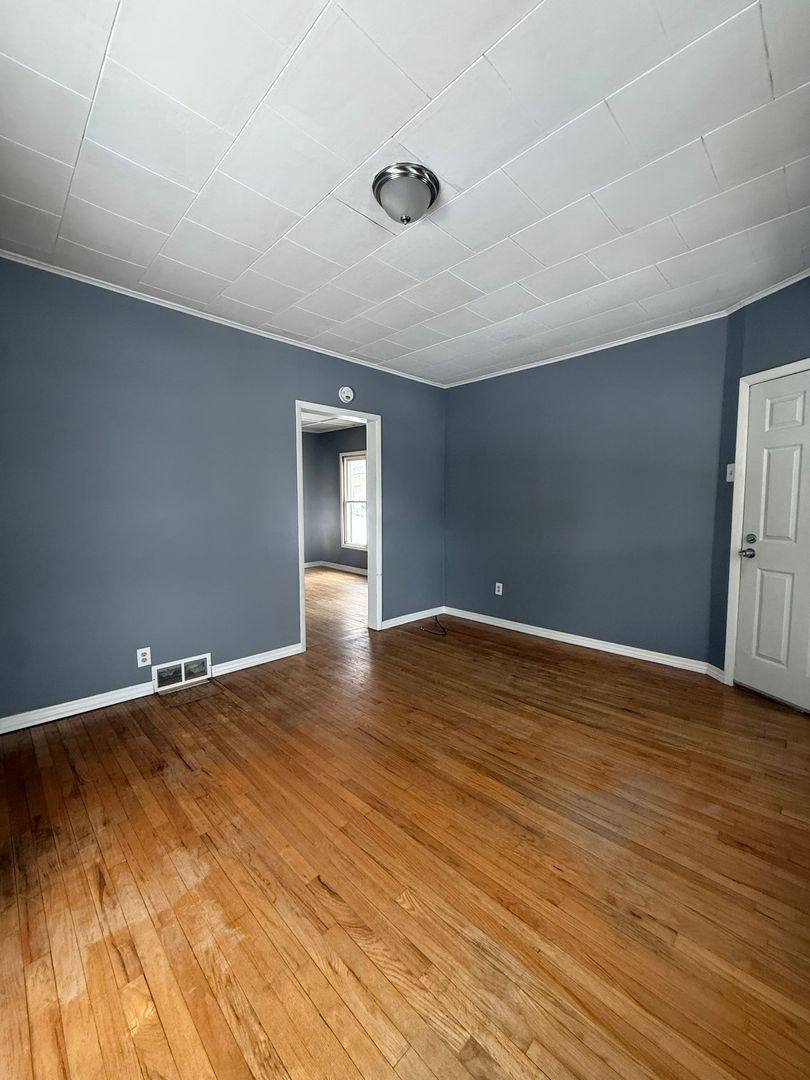 Apartment for rent at 42 Woodward Ave, Gloversville, NY 12078