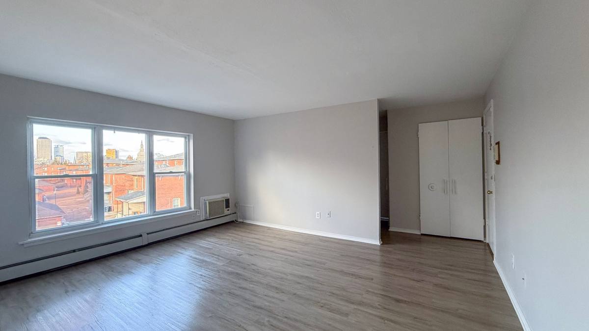 Apartment for rent at 55 Morris St, Hartford, CT 06114