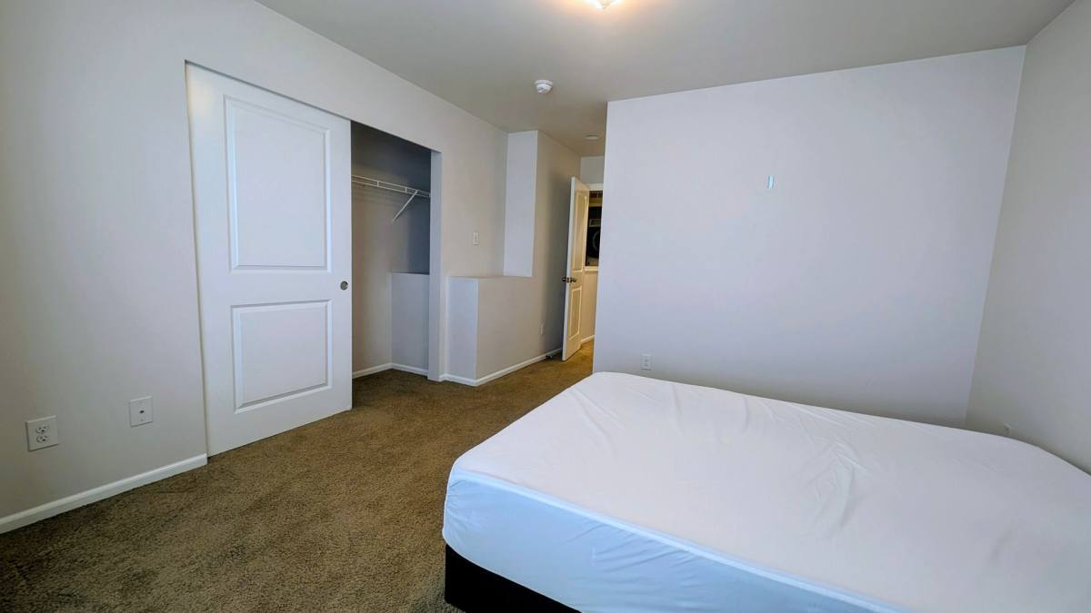 Townhouse for rent at 3429 31st Dr, Everett, WA 98201