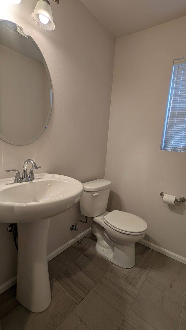 Townhouse for rent at 3429 31st Dr, Everett, WA 98201