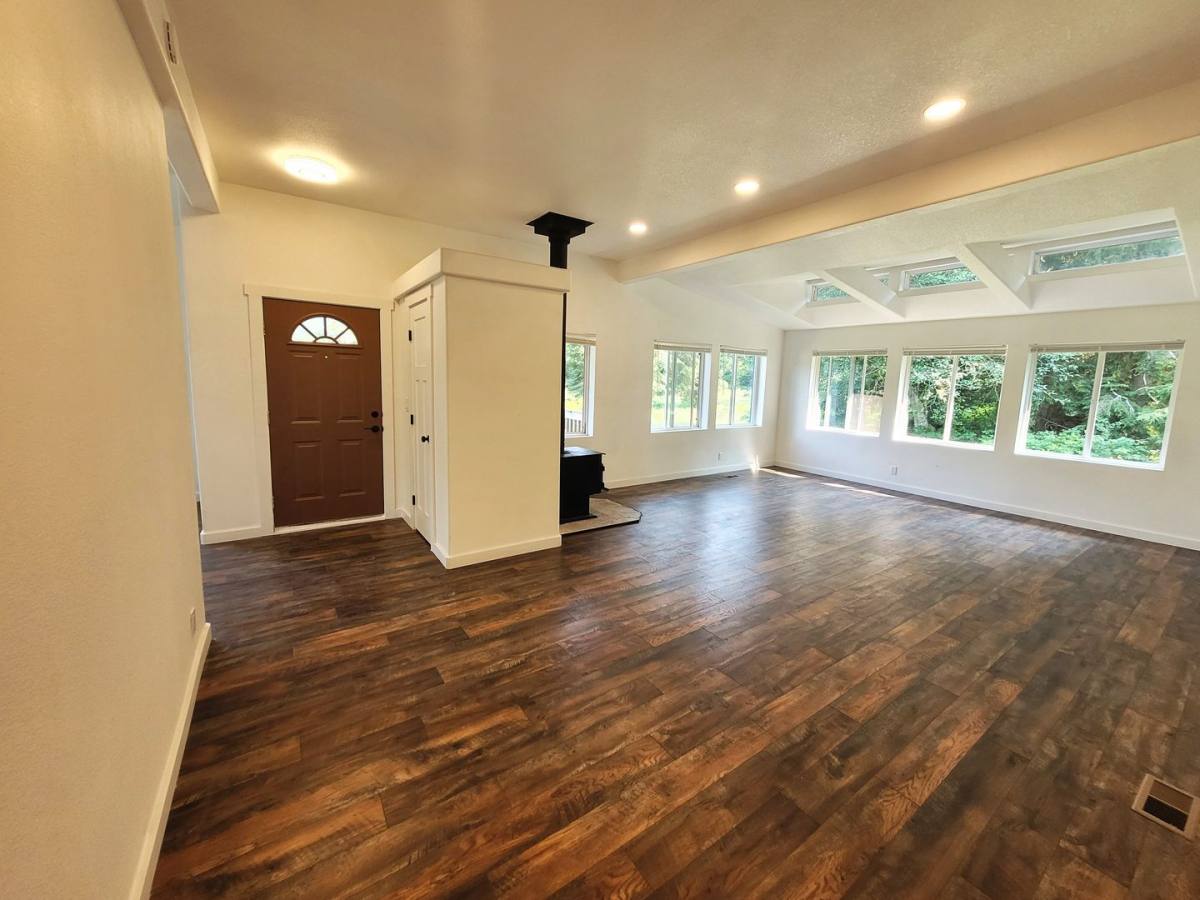 House for rent at 3237 Mosquito Lake Rd, Deming, WA 98244