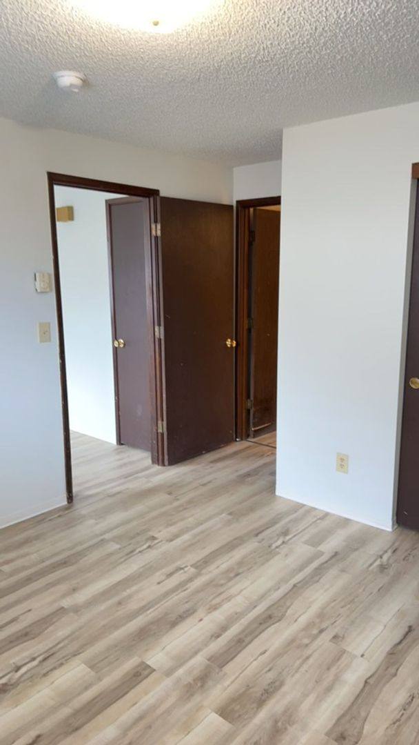 Apartment for rent at 166 De Hague, Medford, OR 97501