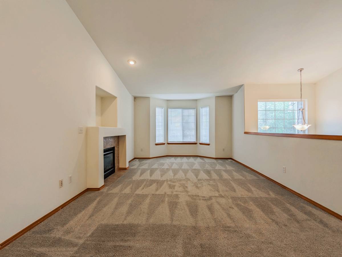 House for rent at 9808 29th Ave SE, Everett, WA 98208