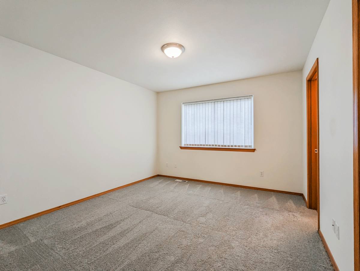 House for rent at 9808 29th Ave SE, Everett, WA 98208