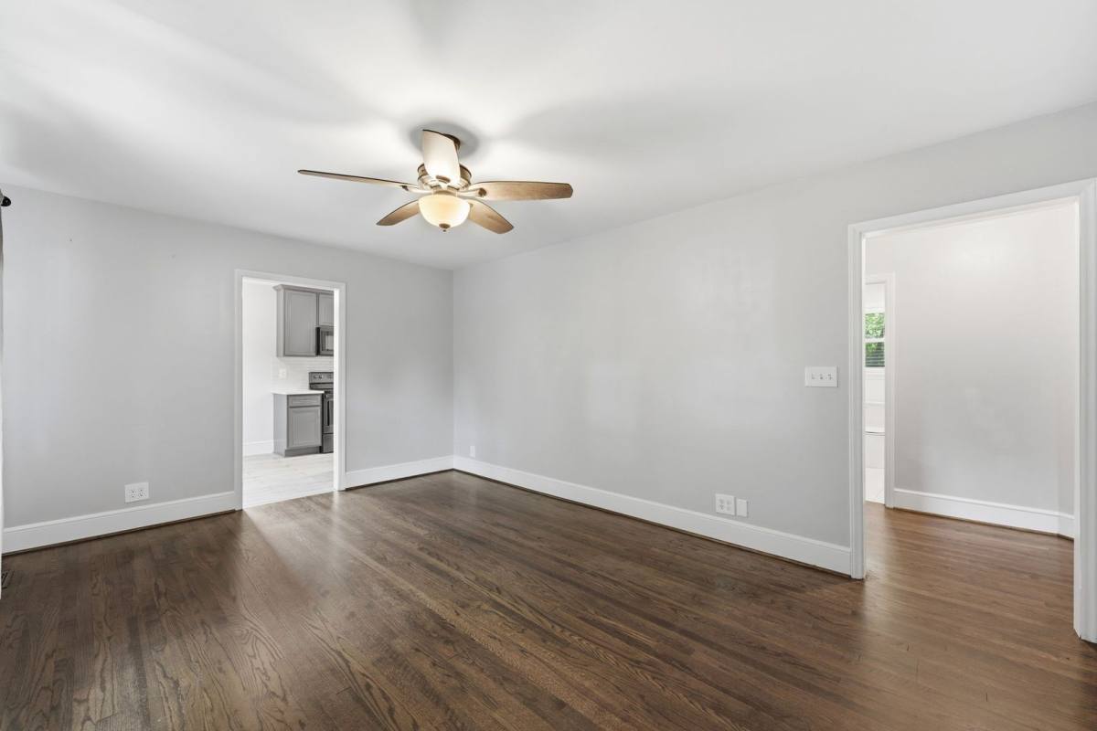 House for rent at 1515 Woodland Dr, Burlington, NC 27215