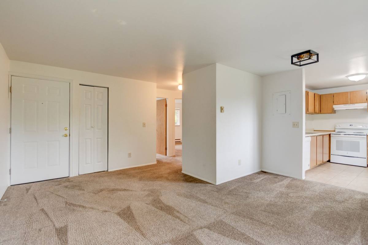 Apartment for rent at 690 NW Atalanta Way, Oak Harbor, WA 98277