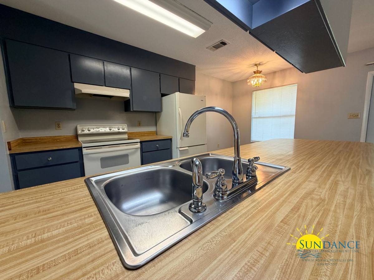 House for rent at 713 Trowbridge Ave, Fort Walton Beach, FL 32547