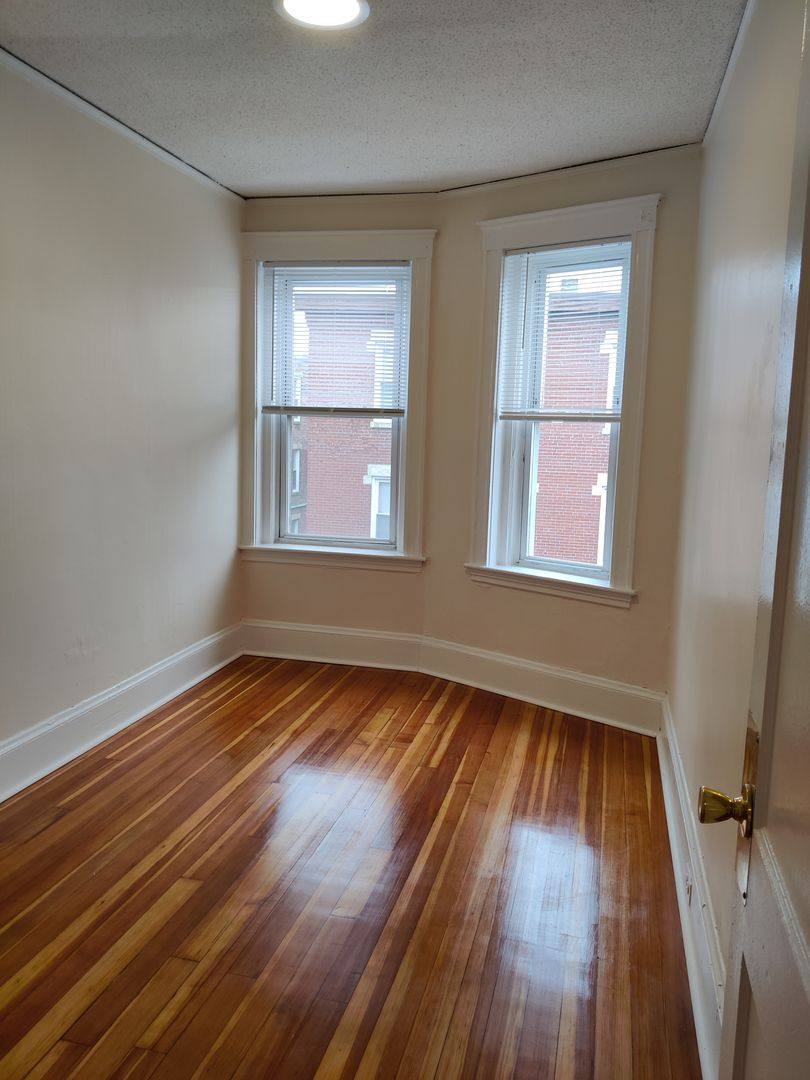 Apartment for rent at 8 Barrows St #1E, Allston, MA 02134