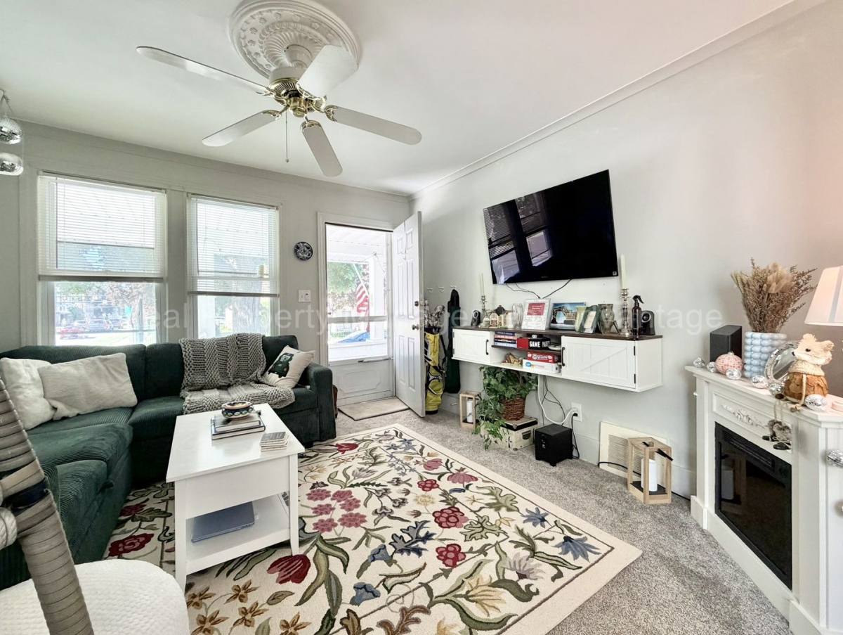 Apartment for rent at 500 E Troy St, Ferndale, MI 48220