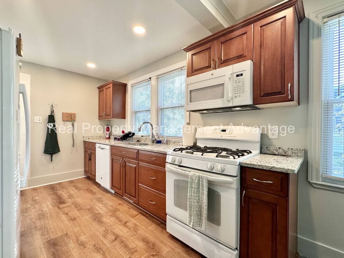 Apartment for rent at 500 E Troy St, Ferndale, MI 48220