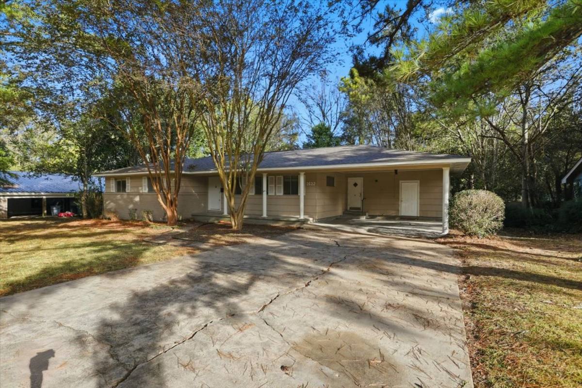 House for rent at 1632 Winchester St, Jackson, MS 39211