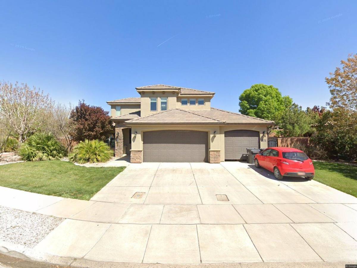 House for rent at 3175 S 300 W, Washington, UT 84780