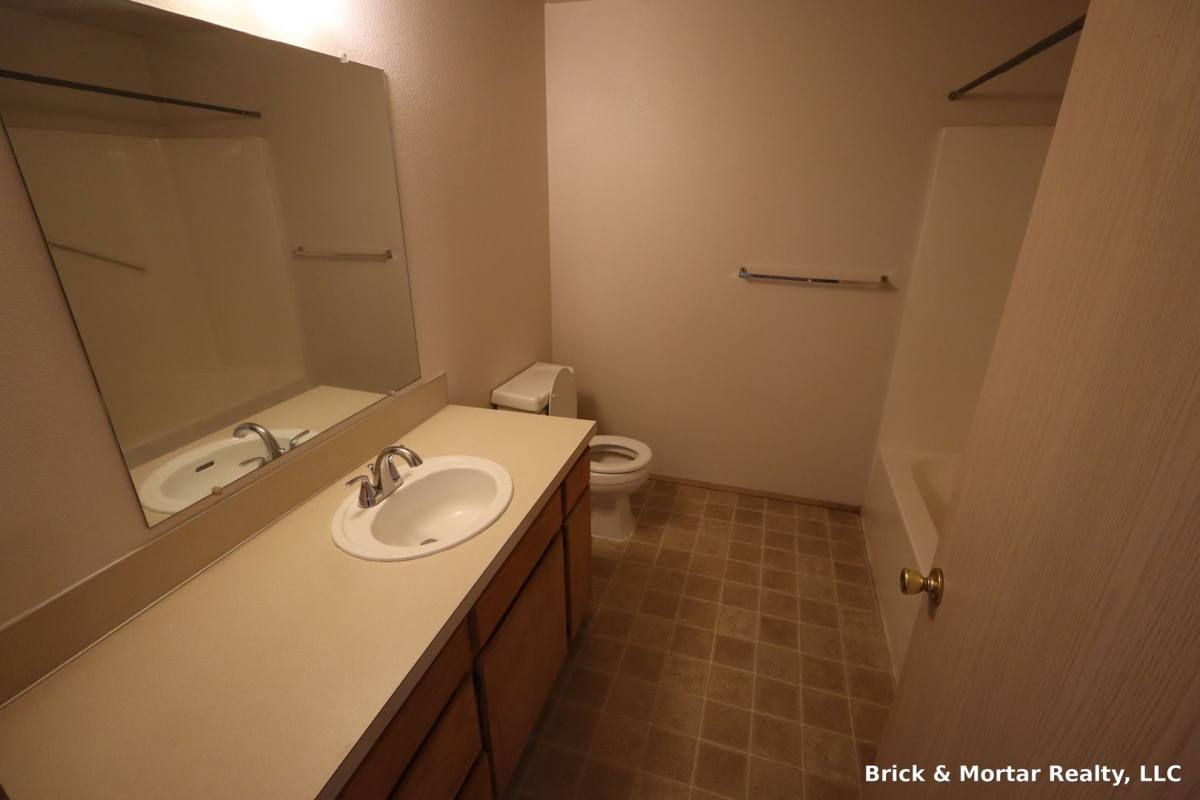 Apartment for rent at 277 Noble Ave N, Stayton, OR 97383