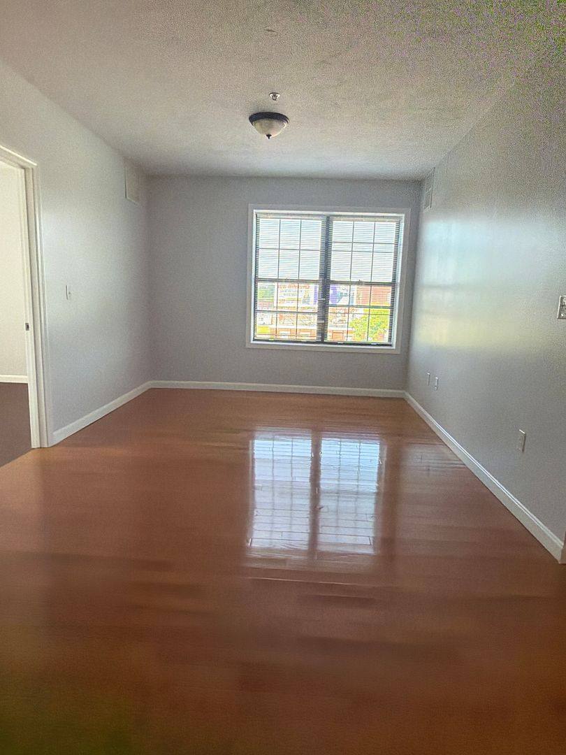 Apartment for rent at 575-579 Common St, Lawrence, MA 01841
