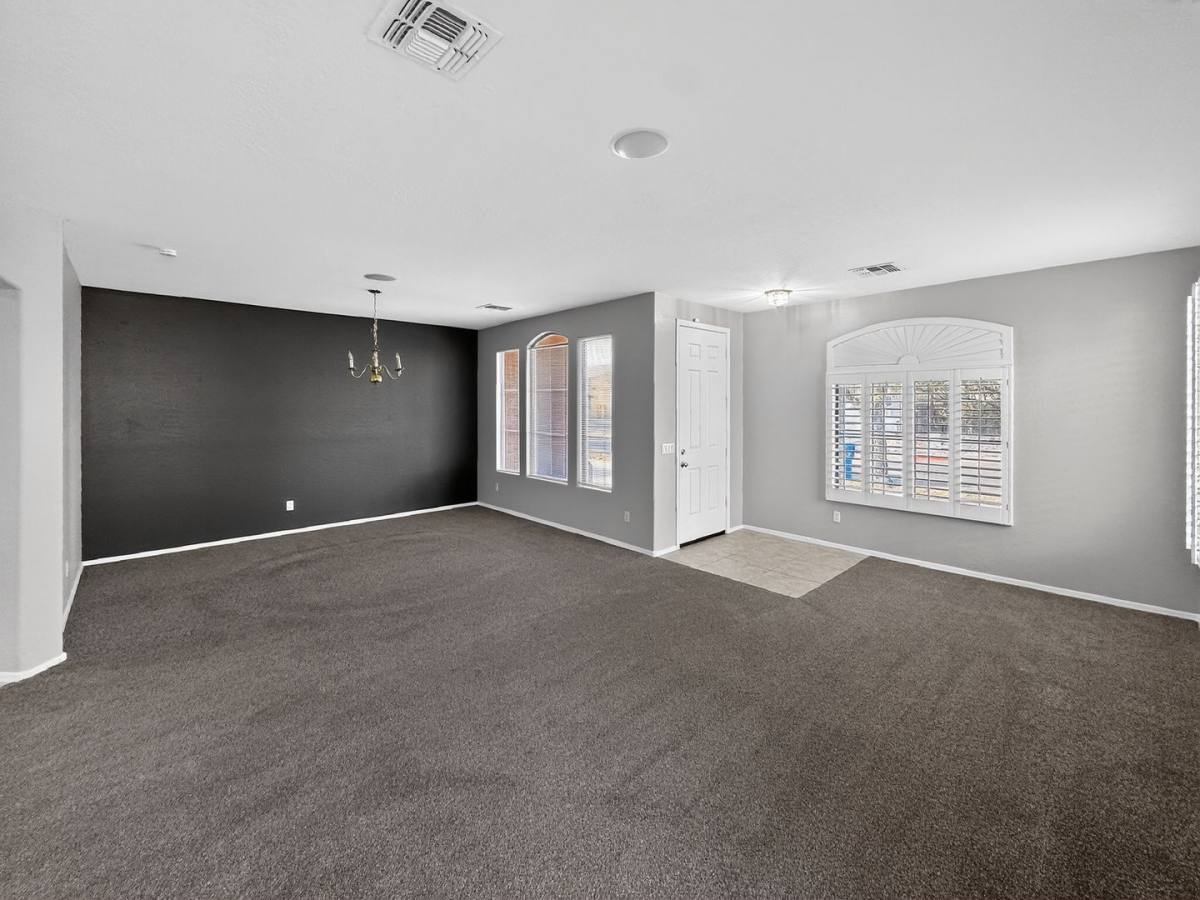 House for rent at 2421 W Ellis St, Phoenix, AZ 85041