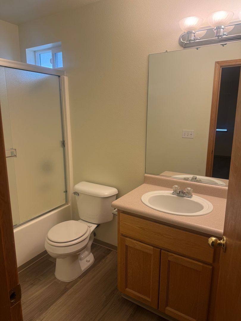 Apartment for rent at 2084 NE Fairview, Grants Pass, OR 97526