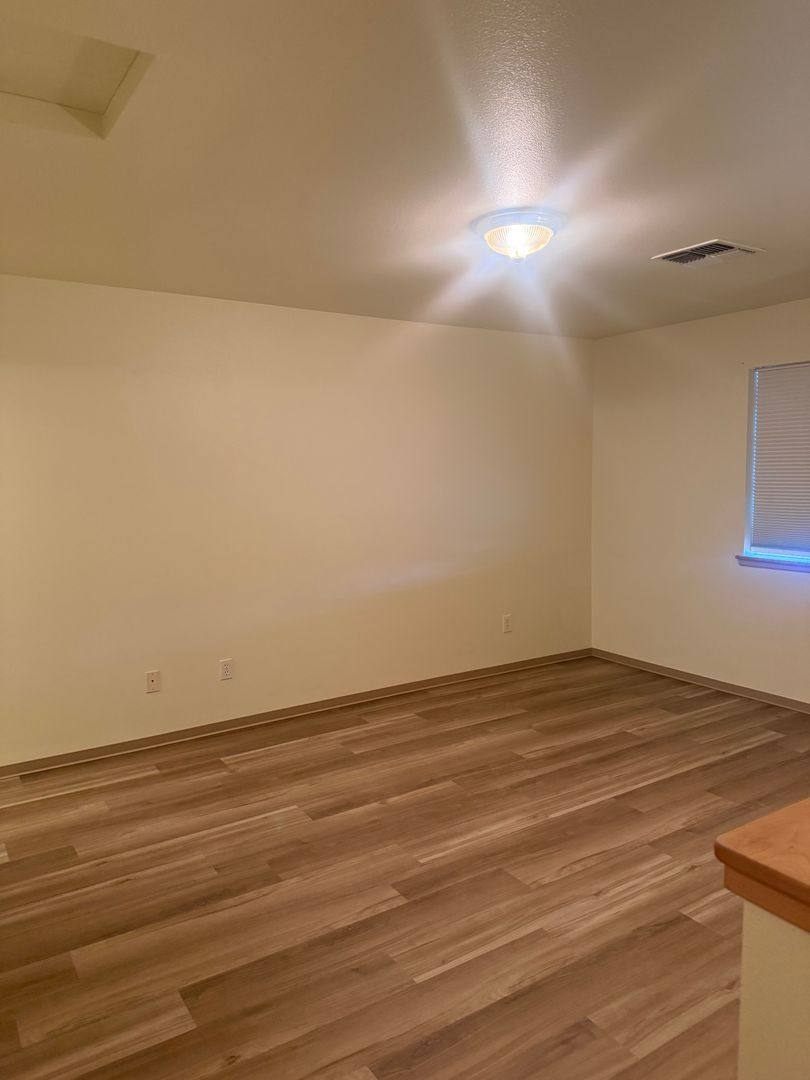 Apartment for rent at 2084 NE Fairview, Grants Pass, OR 97526