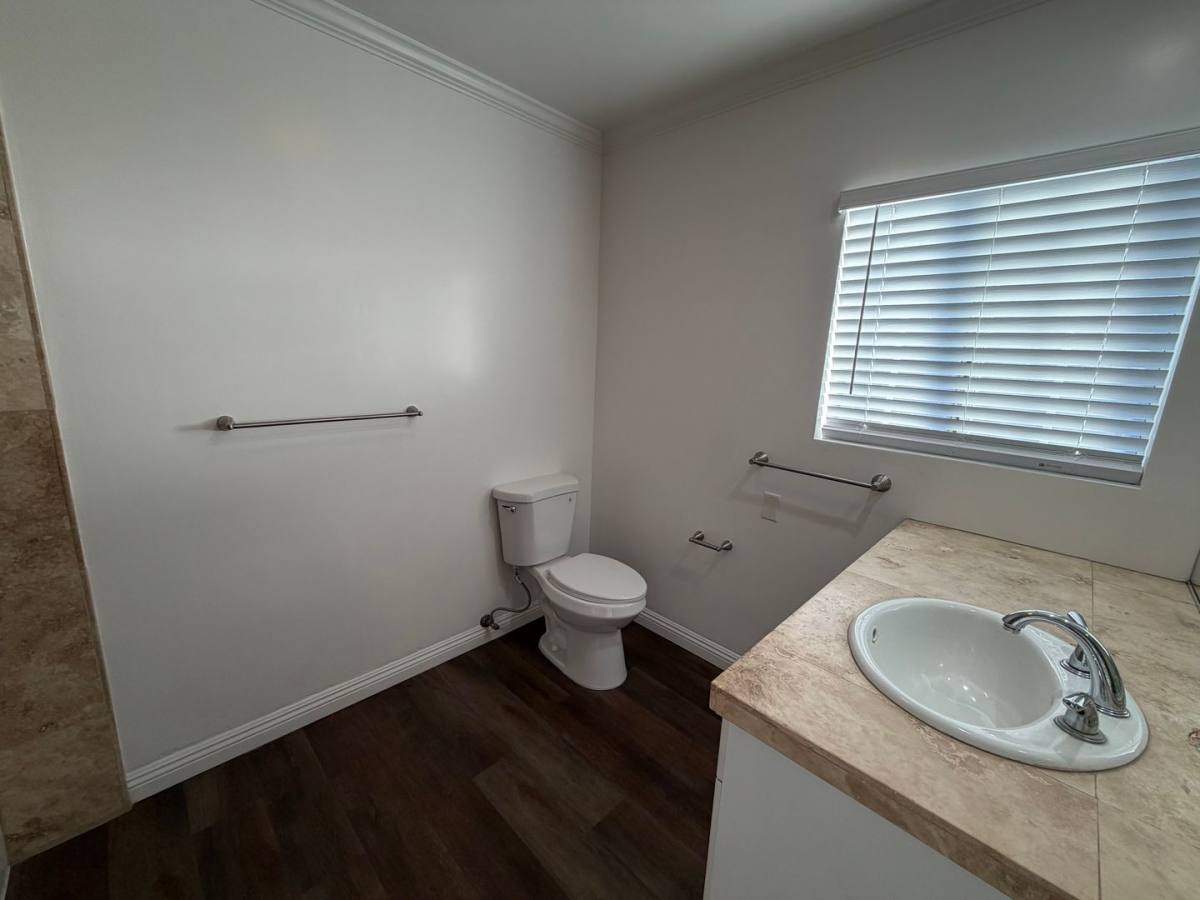 Apartment for rent at 1106 Harrison Ave, Venice, CA 90291